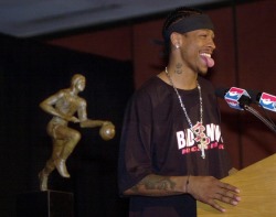 0uttie5000:  In 2001 Allen Iverson receives