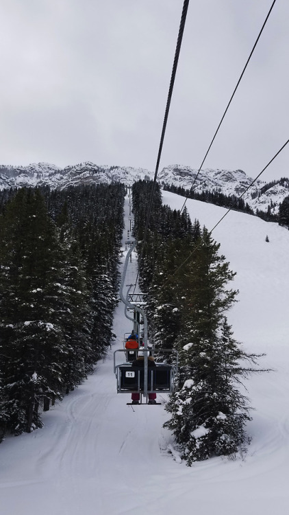 Mount Norquay 2/22/18-2018 Solo Snowboarding Trip(p2)-.Back up in Canada, boarding the first slopes 