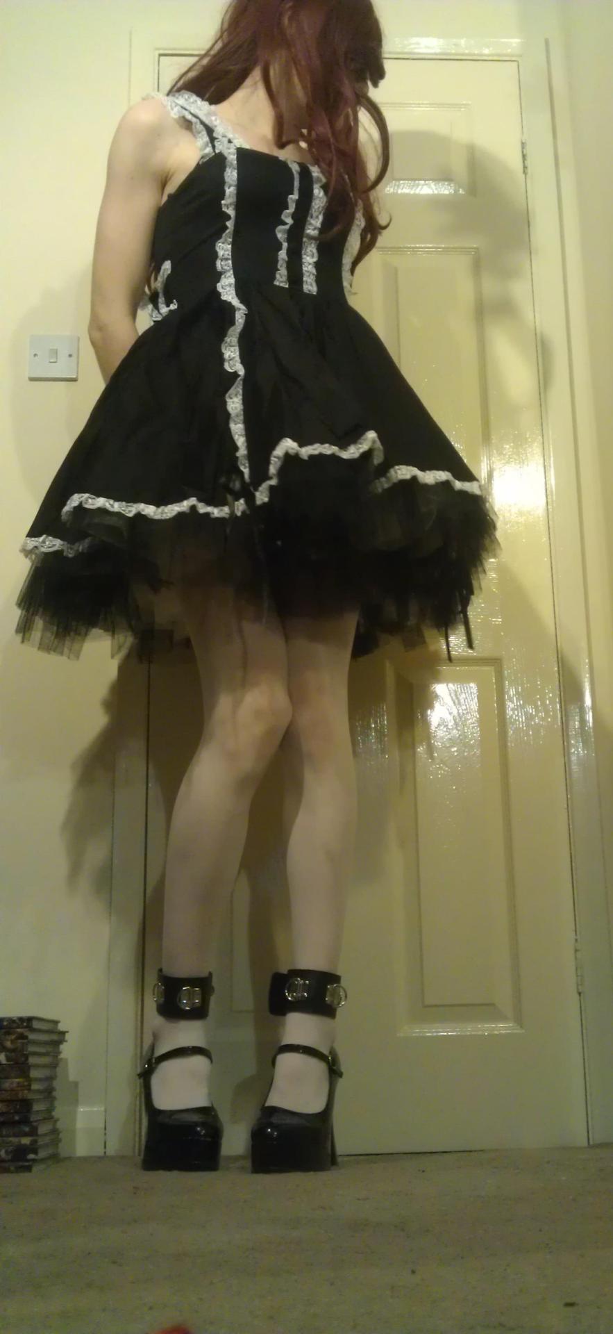 ultrakittenslut:  so i’m thinking of starting a maid service… now i just need