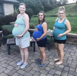 paternalstranger:pregnantgril:🤰🏻Just months after a party with the football team after their state win, and half the cheerleading squad had to retire…