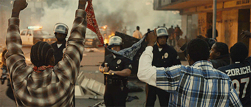 black-rose-water:kingoftheheelstate:thewinksofgod:pawntakesqueen:Guys like you change shit like this