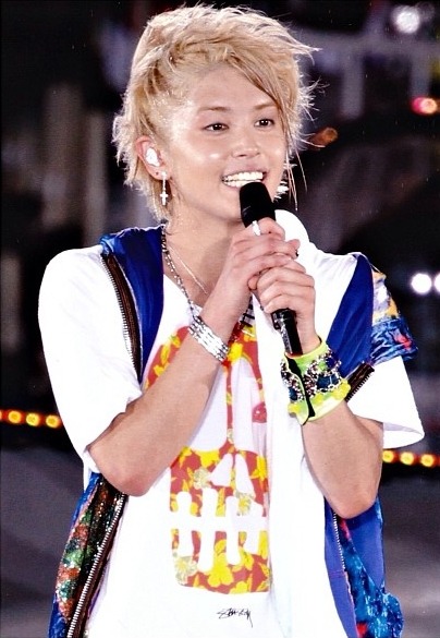 :3 [cr: space_o92o and&hellip; google(?)]