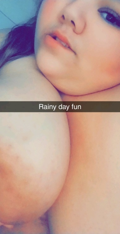 Porn Pics abbygale-lluxxe:  Bad weather means staying