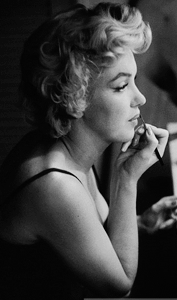 Sex missmonroes:  Marilyn Monroe photographed pictures