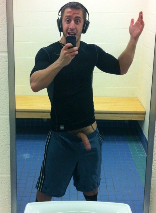 myownprivatelockerroom: Follow the locker room guys…..myownprivatelockerroom.tumblr.co