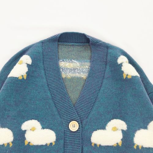 chandelyer:“Lamb dreams” sweater