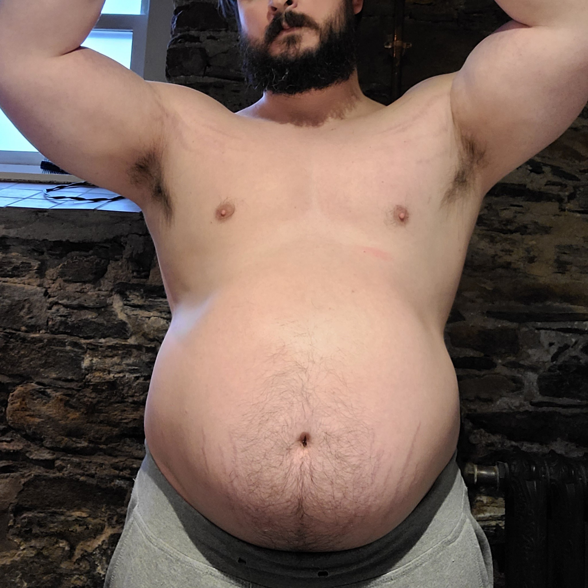 exjockcdn-deactivated20220306:Tummy Tuesday @ 265lbs.