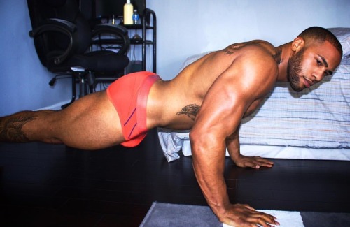 melaninmuscle:  STEVEN BECK