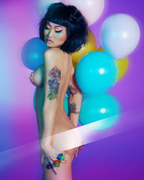 @misslaviniadarling #balloons #inkedbeauty #inkedgirl #inkedmodel #seattlemodels #seattle #makeupfor