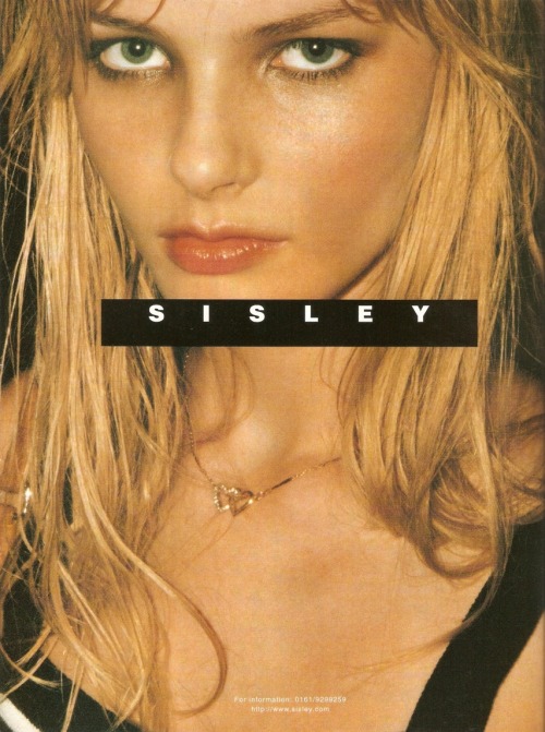 a-state-of-bliss:Carolyn Park Chapman @ Sisley by Terry Richardson circa 1998 