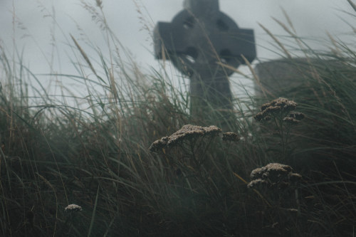 requiem-on-water: In Inisheer by Stefan Waldeck