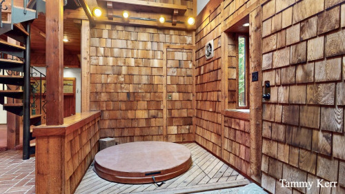 This Sprawling 1930 Home In Fennville, Michigan, Only Has 3bds And 1.5ba, Just Like An Average Home,