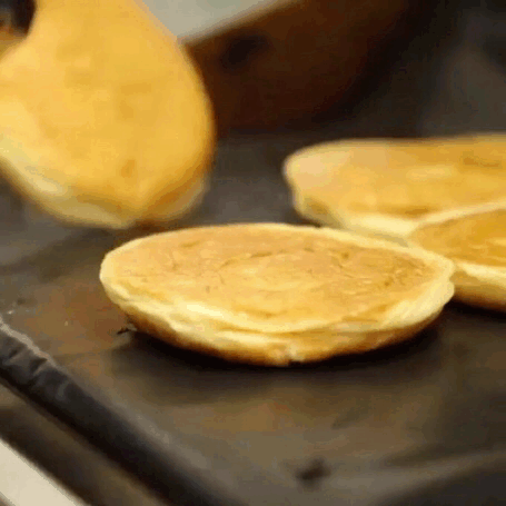 Happy pancake day! I forgot I’m so sorryhttps://sensry.tumblr.com/post/177956740307/keep-on-stimming