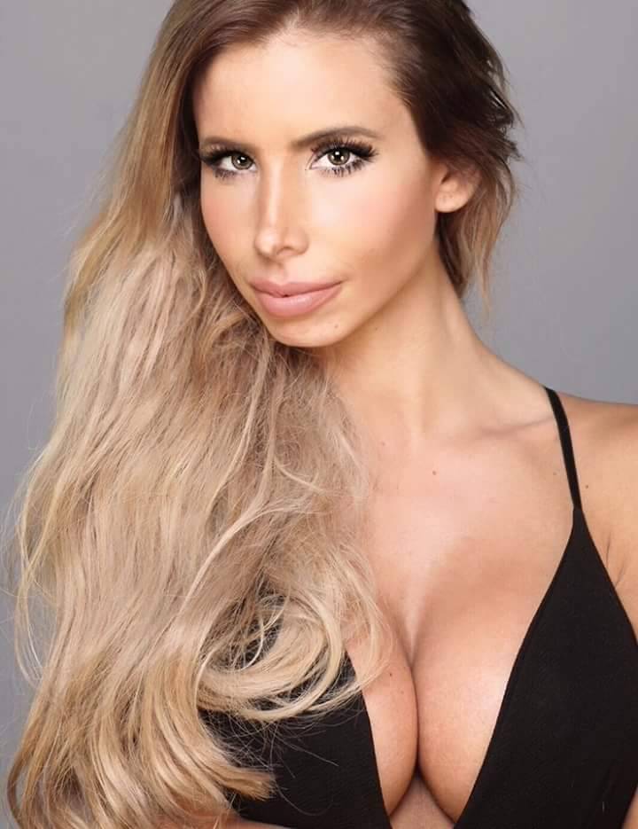 sexy emelie ekstrom