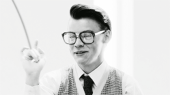 yayhaz:  @Harry_Styles: Girl you’ve been hitting that treadmill like a freak.