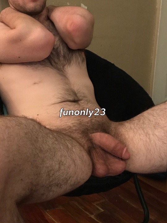 funonly23:  Straight/Curious boys are the best ❤️❤️