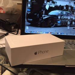 Got mine. Yess… #apple #iphone6