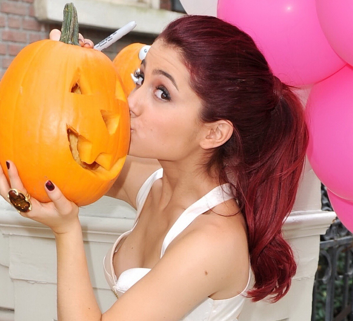 bronyherd2013:  Leaked Ariana Grande pictures. Plus some of my favorite! Enjoy!!!