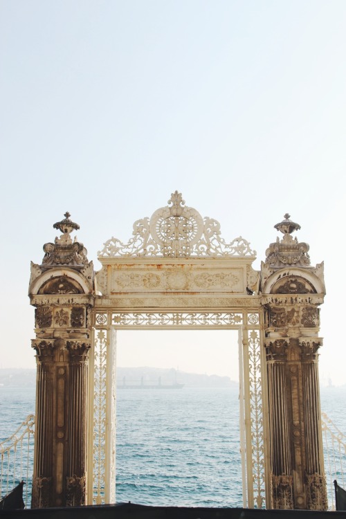 iyad94 - Door to the ocean - Dolmabahçe Palace, Istanbul, Turkey