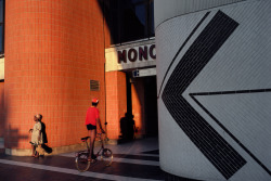 20aliens: FRANCE, Paris 15th. ‘Monoprix’ supermarket entrance at the Beaugrenelle shopping complex. 1985. By Harry Gruyaert