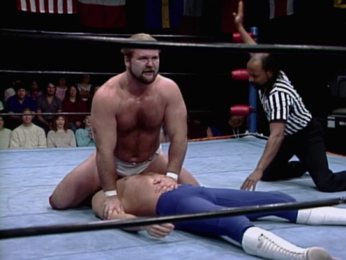wrestlecub:arnisthebear:Arn getting rimmed I’d be Arn’s beaten and humiliated jobber any day of the 