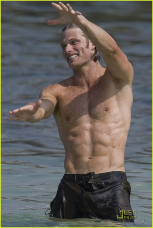 hotfamous-men:  Chris Carmack
