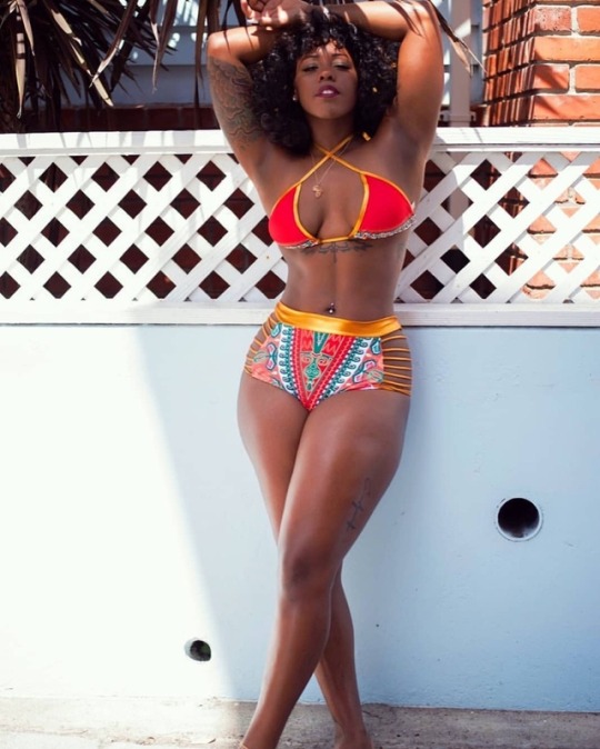 hissunnysub:  csmitty4u:  afrodesiacworldwide:    CHECK!!!  Lawd!!!