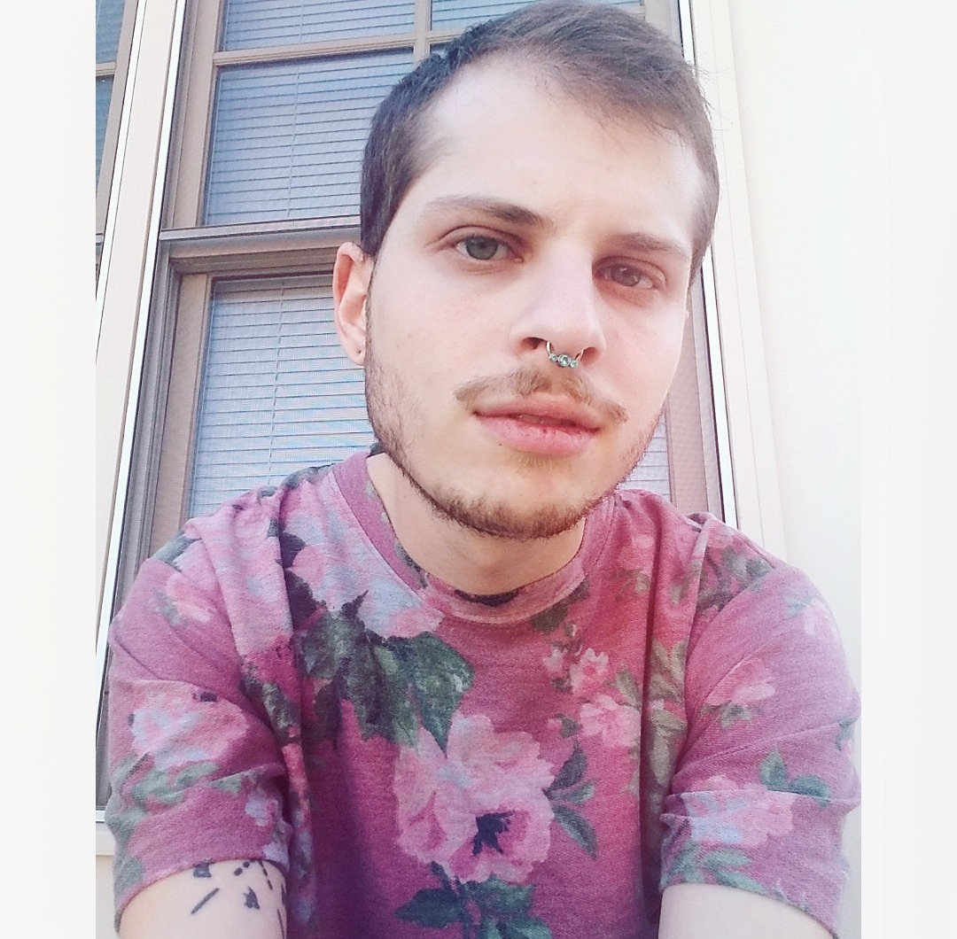 transcendtheghost:  🌹🌺🌹🌺