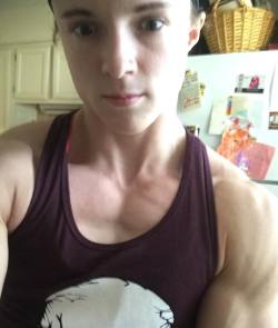 rippedfit:  Dat post workout face Got some striations, veins, and more striations goin on, i like dat, that;s the stuff I like.