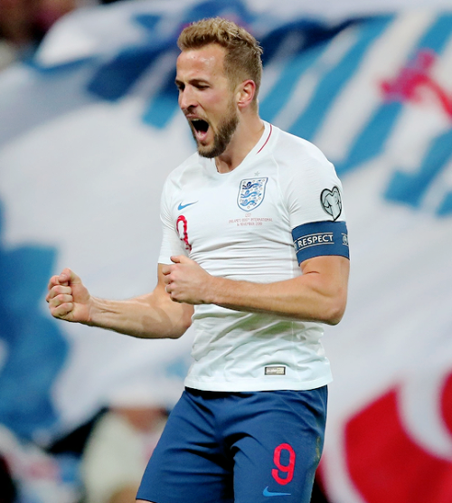 Harry Kane of England celebrate after scoring hes 3rd goal during the UEFA Euro 2020 qualifier betwe