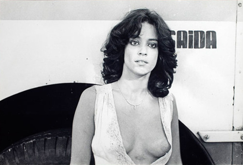 secosmolhadoseafins:  Sônia Braga em A Dama do Lotação - Neville D’Almeida (1978)