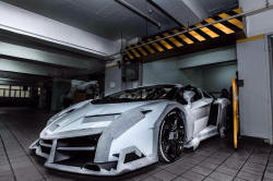automotivated:  Lamborghini Veneno Roadster (by Car Fanatics)