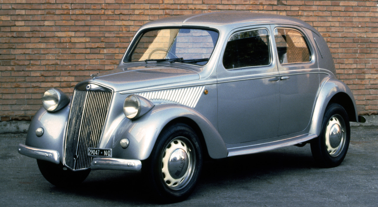 carsthatnevermadeit:  Lancia Ardea, 1948. One of many Lancia automotive firsts, the