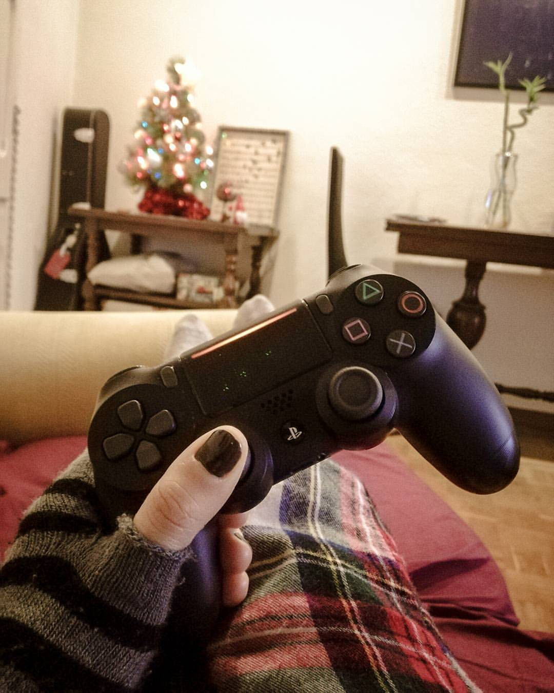 No more guest for this christmas, so now It’s time to me…
.
.
#friki #geek #gamer #gaming #game #videogames #videojuegos #jugar #play #playstation4 #ps4 #holiday #christmas #christmastree #gamerlife #gamergirl