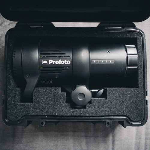 nulleinsfoto:  My #profoto #d1air fitting perfectly into a #b&w #case #foam #protection @profotoglobal #photography #fotograf #strobe #strobist