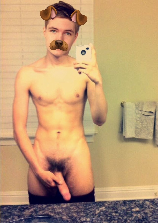 pmolikn:  A very cute guy, nice submission !
