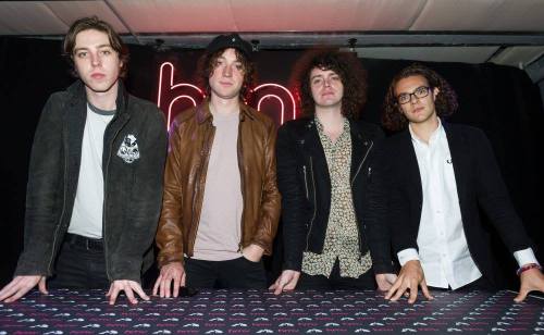 HMV Live @ 363 Oxford Street Signing - 5/27 [source]