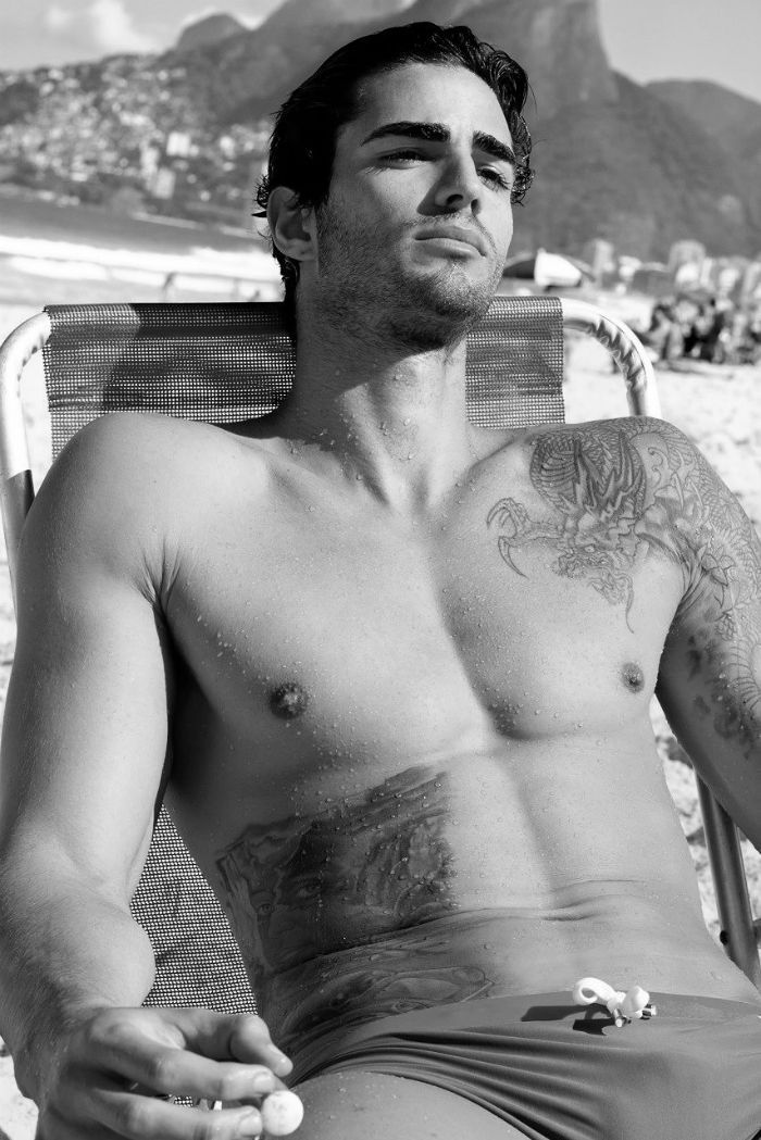 joselito28:  Follow me: http://joselito28.tumblr.com