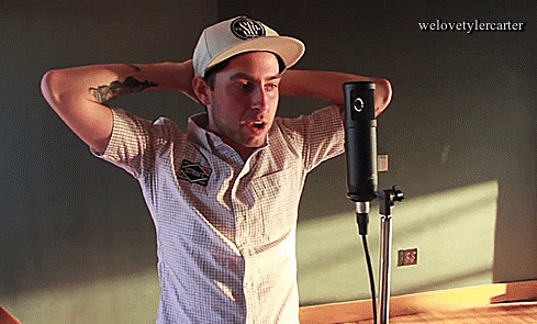 welovetylercarter:  [x] 