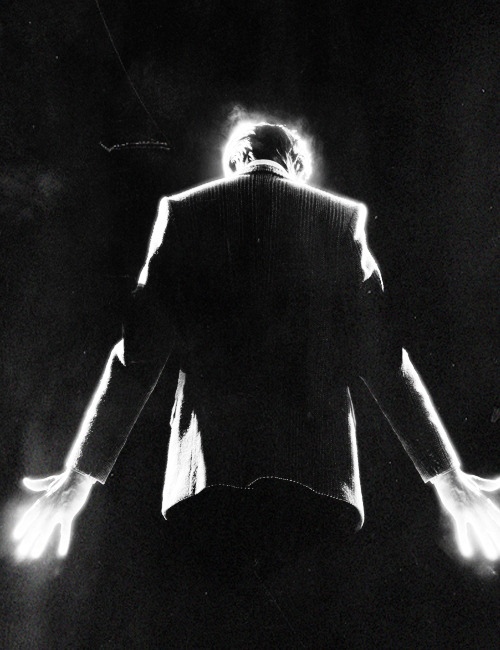 wonderlandinmymind:   For the last of the Time Lords, the clock is striking twelve.