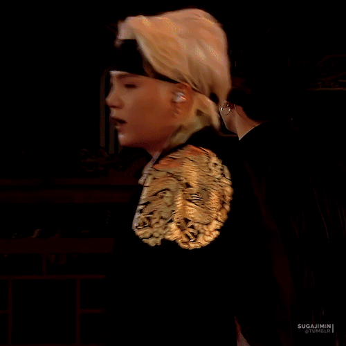 HE IS SO HOT FOR THIS (cr. @/joonie)