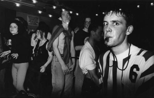 The Eclipse, Coventry, 1991. Photo © Tony Davis.Source: https://britishculturearchive.co.uk/uk-rave-