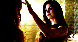 maggieandbeth:female awesome meme ▷ [1/20] dynamics → clary and izzy (shadowhunters)“you have a new 