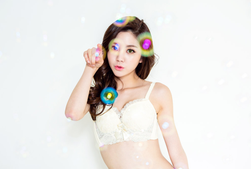 korean-dreams-girls:  Lee Chae Eun - April 28, 2015 2nd Set