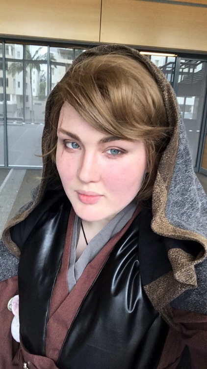 strideer: PICS FROM THE CON !!!!!! I LOV cosplaying. Anakin it was sooooo much fun and saw so many S