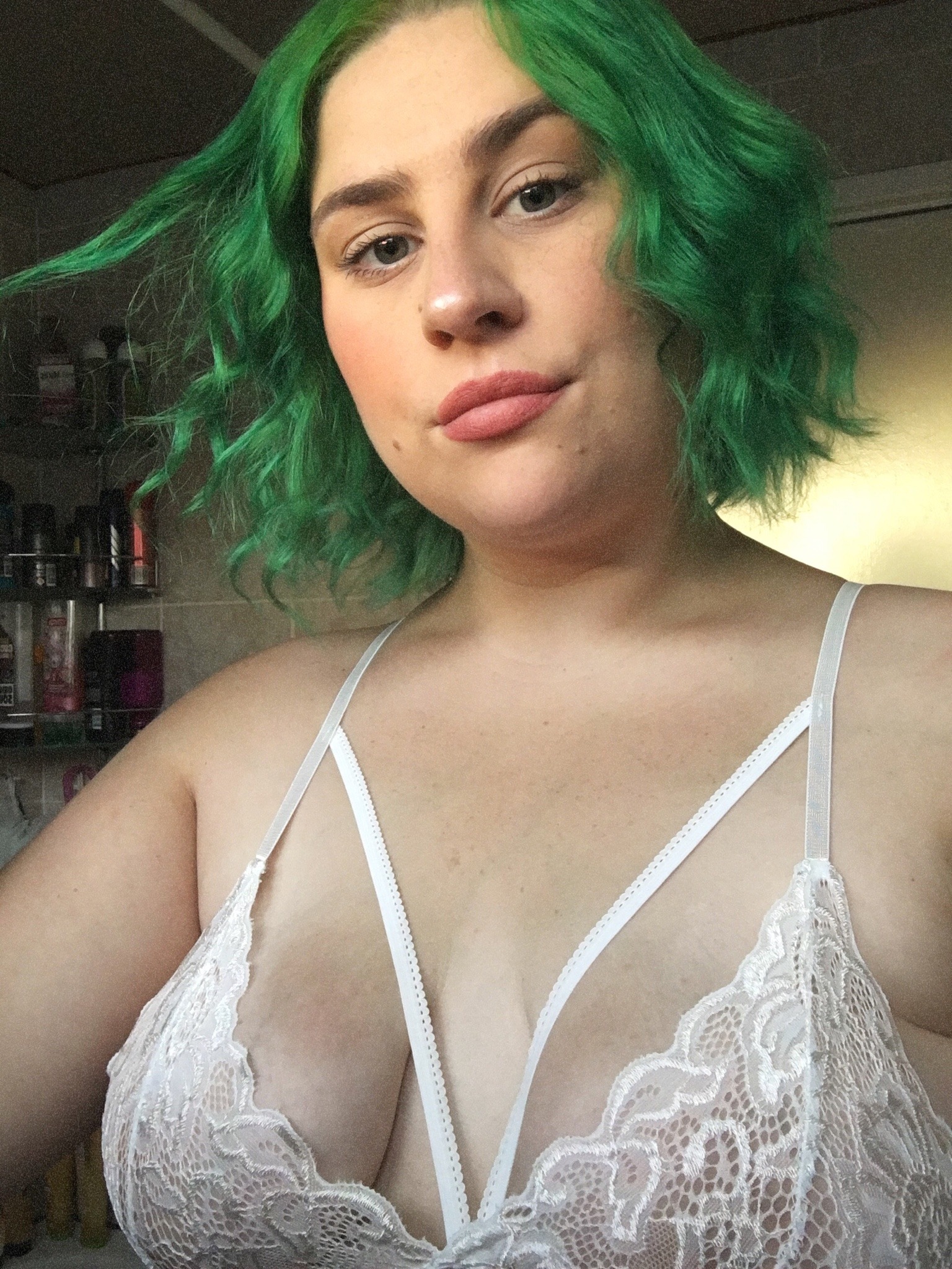 Porn Pics cutiebooty-tummyloving:Local green haired