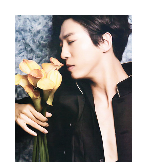 demfluffycheeks:  © 