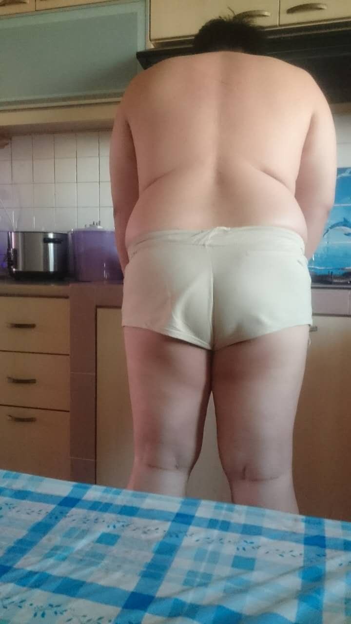 asainfattybtm:  Fatass friend’s underwear collection