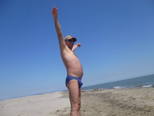 happyvirginman: beachloverman: I’m 57yo mature autistic man and I’m still a virgin. My other blog.