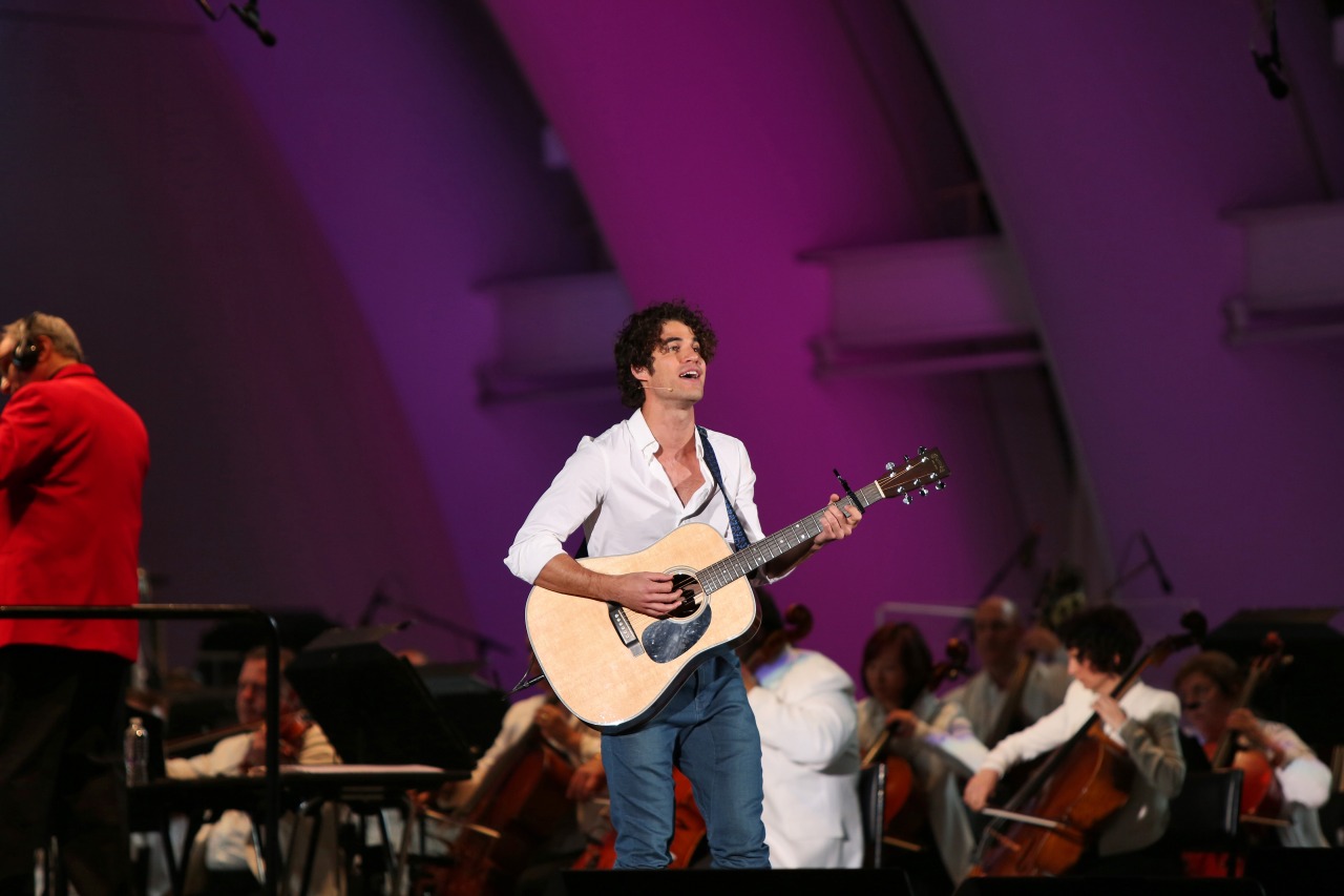 fyeahgleeclub:  Darren Criss performs at Disney’s The Little Mermaid Live In Concert